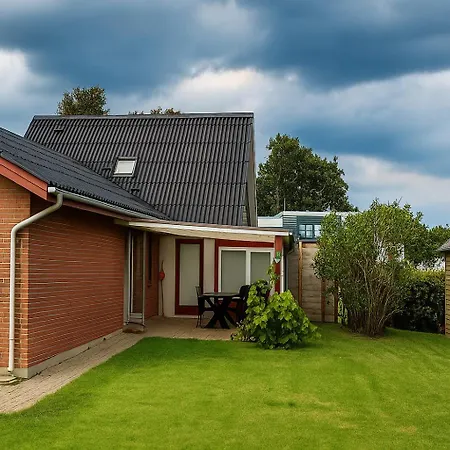 Havhuset I - I Byen, Ved Stranden * Øster Hurup