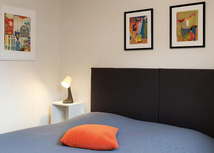 Havhuset I - I Byen, Ved Stranden